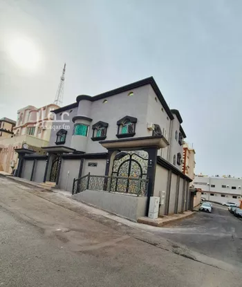 فيلا للبيع في شارع ميسرة العبسى, حي القطبية الشرقية, مدينة امارة منطقة مكة المكرمة - الطائف, منطقة مكة المكرمة