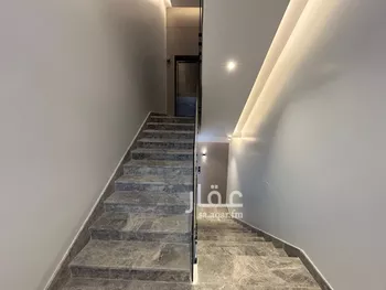 دور للإيجار في شارع رقم 479, حي الملقا, مدينة الرياض, منطقة الرياض صورة 2