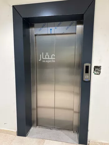 مكتب تجاري للإيجار في شارع ابن فرحان, حي الحزام الذهبي, مدينة الاحساء, المنطقة الشرقية صورة 4