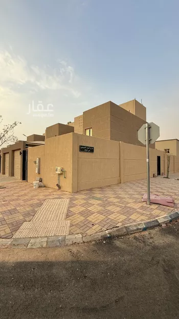 فيلا للإيجار في شارع علي بن عمر الحمامي, حي مطار الملك خالد الدولي, مدينة الرياض, منطقة الرياض صورة 2