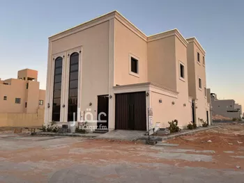 فيلا للبيع في شارع عبداللطيف بن المبارك, حي المهدية, مدينة الرياض, منطقة الرياض صورة 2