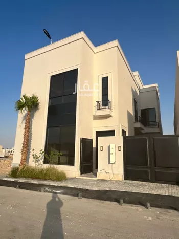 فيلا للبيع في شارع أحمد بن هاشم, حي المهدية, مدينة الرياض, منطقة الرياض صورة 4