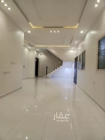 فيلا للبيع في شارع رحمة الله السندي, حي الرمال, مدينة الرياض, منطقة الرياض صورة 2