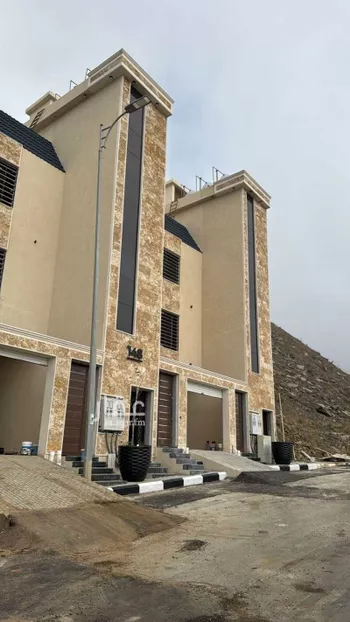 شقة للبيع في شارع زيد بن الازور الاسدي, حي الظرفة, مدينة خميس مشيط, منطقة عسير صورة 2