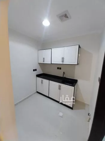 عمارة للإيجار في شارع عبدالملك بن العباس, حي القيروان, مدينة الرياض, منطقة الرياض صورة 2