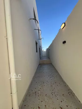 شقة للبيع في شارع الدفاع, حي الصفاء, مدينة تبوك, منطقة تبوك صورة 4