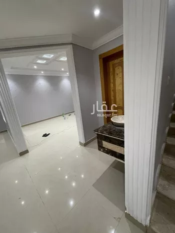 فيلا للبيع في شارع السبهانية, حي الياسمين, مدينة الرياض, منطقة الرياض صورة 4