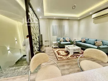 فيلا للإيجار في شارع الجوز, حي الربيع, مدينة الرياض, منطقة الرياض صورة 2