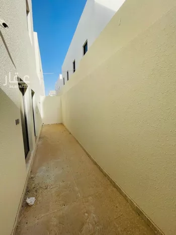 دور للبيع في شارع ابن المنذر, حي عكاظ, مدينة الرياض, منطقة الرياض صورة 4