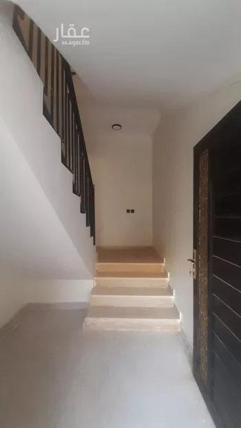 دور للبيع في شارع الرسالة, حي بدر, مدينة الرياض, منطقة الرياض صورة 4