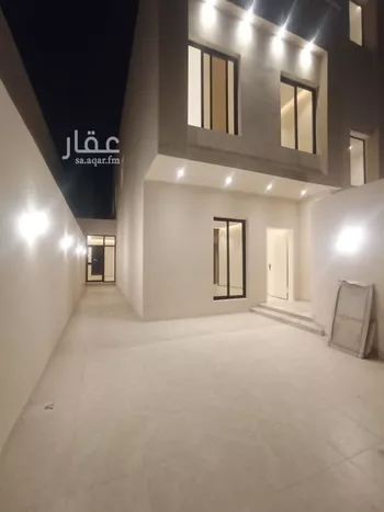 دور للبيع في شارع النفوذ, حي عكاظ, مدينة الرياض, منطقة الرياض صورة 2