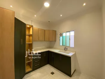 دور للبيع في شارع القرار, حي الندى, مدينة الرياض, منطقة الرياض صورة 4