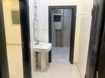 شقة للإيجار في شارع رقم 52, حي ظهرة لبن, مدينة الرياض, منطقة الرياض صورة 3