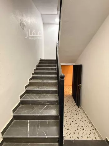 دور للبيع في حي الندوة, مدينة الرياض, منطقة الرياض صورة 4