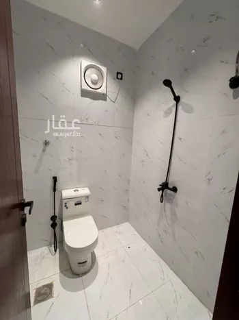 شقة للبيع في شارع خالد بن الوليد, حي الشاطئ, مدينة جازان, منطقة جازان صورة 2