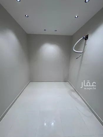 شقة للبيع في شارع ابي القاسم, حي الإسكان, مدينة صامطه, منطقة جازان صورة 5