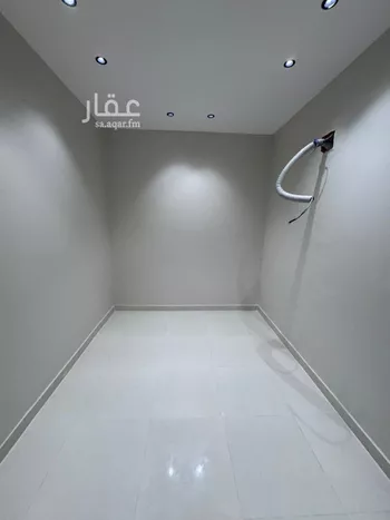 شقة للبيع في شارع ابي القاسم, حي الإسكان, مدينة صامطه, منطقة جازان صورة 5