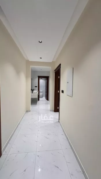 شقة للبيع في شارع الامير منصور بن عبدالعزيز, حي الشاطئ, مدينة جازان, منطقة جازان صورة 5
