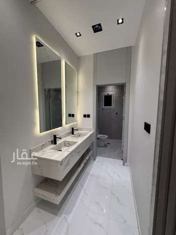شقة للبيع في شارع أبي القاسم الزجاجي, حي السويس 1, مدينة جازان, منطقة جازان صورة 4