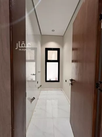 شقة للبيع في شارع ابي الحسن الاغر, حي السويس 1, مدينة جازان, منطقة جازان صورة 5