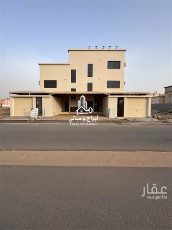 شقة للبيع في شارع ابي القاسم, حي الإسكان, مدينة صامطه, منطقة جازان