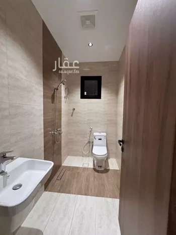 شقة للبيع في شارع زينب بنت الرسول, حي الرحاب 1, مدينة جازان, منطقة جازان صورة 3