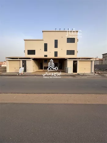 شقة للبيع في شارع ابي القاسم, حي الإسكان, مدينة صامطه, منطقة جازان