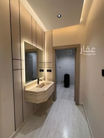شقة للبيع في شارع العلاء ابن وهب, حي المطار, مدينة جازان, منطقة جازان صورة 5