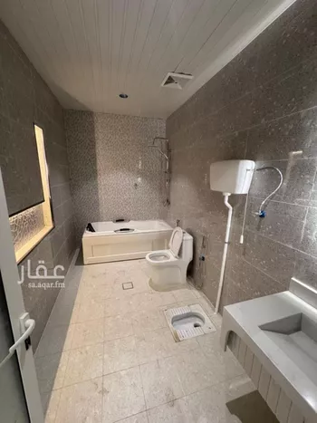 شقة للبيع في شارع شارع الامير بندر بن عبد العزيز, حي المحمدية 2, مدينة جازان, منطقة جازان صورة 4