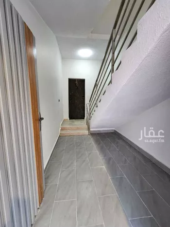 دور للبيع في شارع أكمل القرشي, حي بدر, مدينة الرياض, منطقة الرياض صورة 2