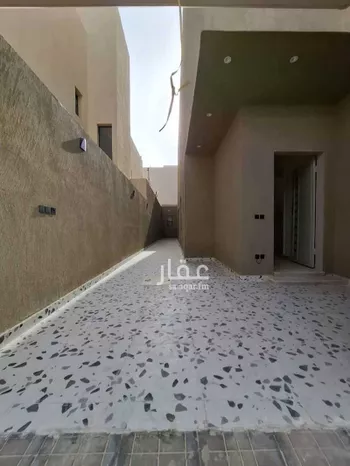 دور للبيع في شارع عبدالله بن ابيه, حي بدر, مدينة الرياض, منطقة الرياض صورة 2
