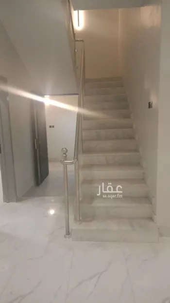 فيلا للبيع في شارع عبدالله غازي, حي العوالي, مدينة الرياض, منطقة الرياض صورة 2