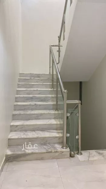 فيلا للبيع في شارع علي السقاط, حي المهدية, مدينة الرياض, منطقة الرياض صورة 2