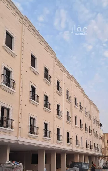 عمارة للبيع في شارع الامير احمد ابن عبدالعزيز, حي مدينة العمال, مدينة الخبر, المنطقة الشرقية صورة 2