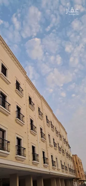 عمارة للبيع في شارع الامير احمد ابن عبدالعزيز, حي مدينة العمال, مدينة الخبر, المنطقة الشرقية صورة 4