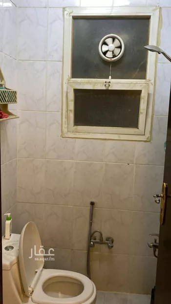 شقة للإيجار في شارع بديع الزمان الهمذاني, حي الزهرة, مدينة الرياض, منطقة الرياض صورة 3