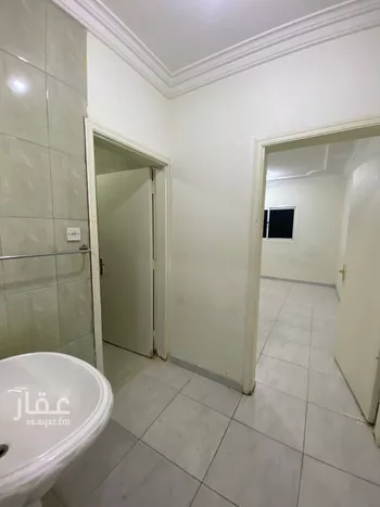 شقة للإيجار في شارع الأمير سعود الكبير بن عبدالعزيز آل سعو, حي الملك فيصل, مدينة الرياض, منطقة الرياض صورة 2