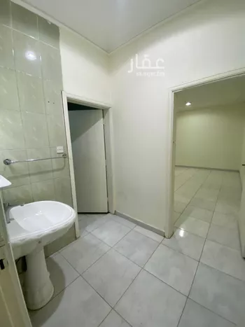 شقة للإيجار في شارع الأمير سعود الكبير بن عبدالعزيز آل سعو, حي الملك فيصل, مدينة الرياض, منطقة الرياض صورة 2