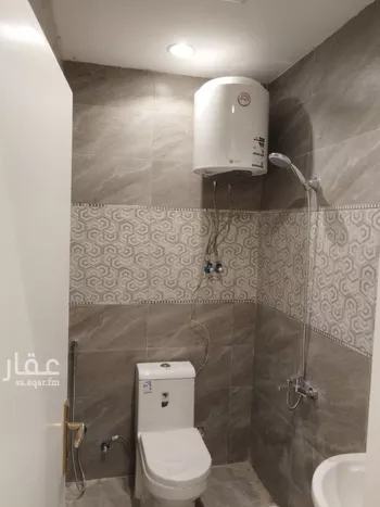 شقة للإيجار في شارع عين هيت, حي الملز, مدينة الرياض, منطقة الرياض صورة 4