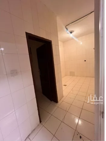 مكتب تجاري للإيجار في شارع طريق الثمامة, حي الصحافة, مدينة الرياض, منطقة الرياض صورة 5