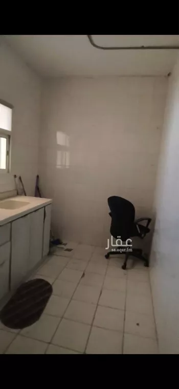 مكتب تجاري للإيجار في شارع طريق الثمامة, حي الصحافة, مدينة الرياض, منطقة الرياض صورة 5