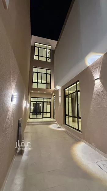 فيلا للبيع في شارع ام ثابت بنت الحارثة, حي عين الخيف, مدينة المدينه المنوره, منطقة المدينة المنورة