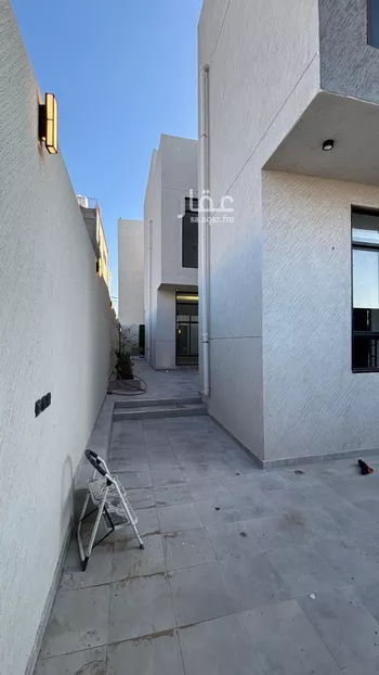 فيلا للبيع في شارع بشر ابن هلال العبدي, حي شوران, مدينة المدينه المنوره, منطقة المدينة المنورة صورة 3