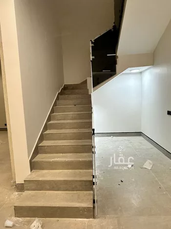 دور للبيع في شارع وادي الساحل, حي الرمال, مدينة الرياض, منطقة الرياض