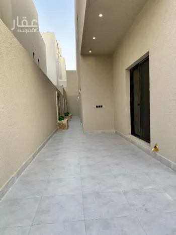 دور للبيع في شارع وادي الساحل, حي الرمال, مدينة الرياض, منطقة الرياض