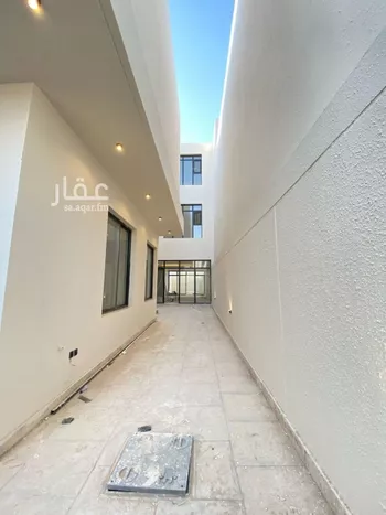 فيلا للبيع في شارع أحمد مفتي المكي الحنفي, حي المهدية, مدينة الرياض, منطقة الرياض صورة 5