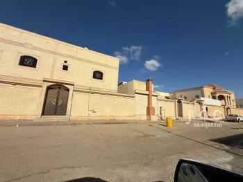 فيلا للبيع في شارع مالك بن عوف رضي الله عنه, حي المروج, مدينة القريات, منطقة الجوف صورة 5