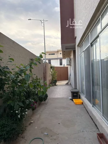 فيلا للبيع في شارع أبي القاسم بن خضير, حي العارض, مدينة الرياض, منطقة الرياض صورة 2
