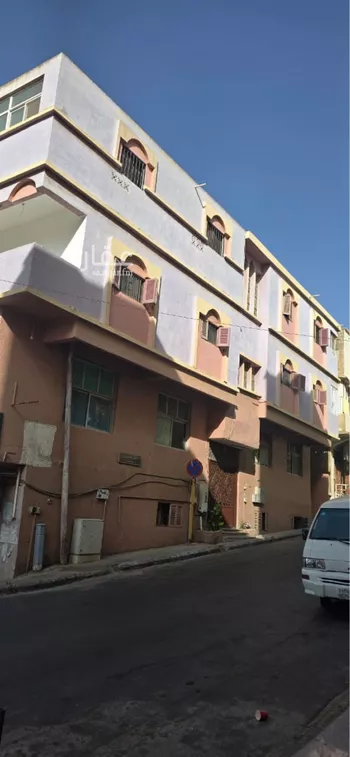 عمارة للبيع في شارع الياسمين, حي العزيزية, مدينة ابها, منطقة عسير