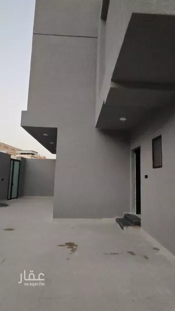 فيلا للبيع في شارع عتبة بن عمرو الانصاري, حي أحد, مدينة الدمام, المنطقة الشرقية صورة 4